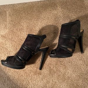 Black Slingback Jessica Simpson heels size 8 1/2